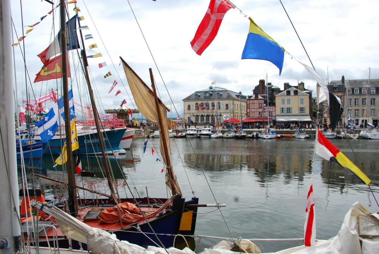 Vila Capucine Honfleur Exteriér fotografie